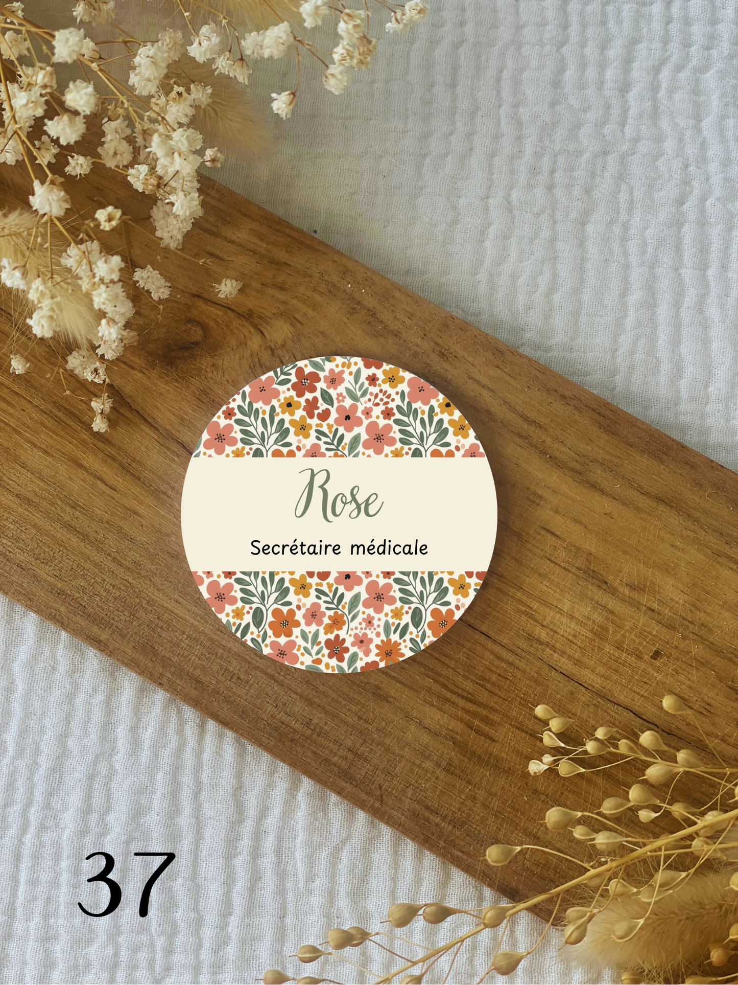 Badge soignant personnalisé 75mm Fleurs