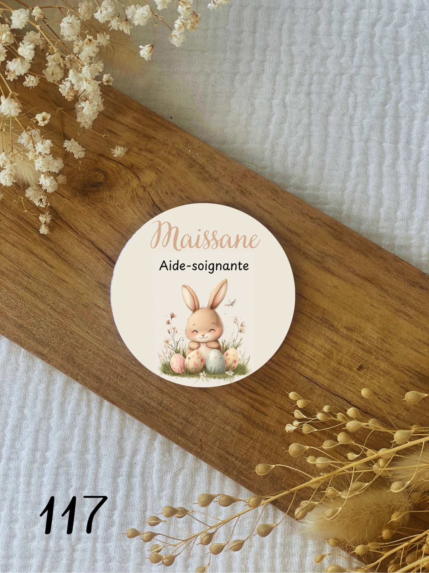 Badge soignant 75mm Pâques